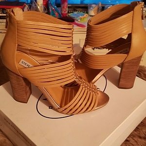 Steve Madden heels size 8
